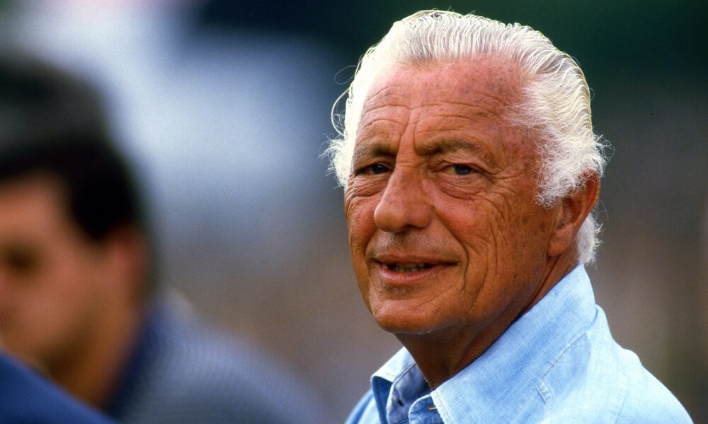 Morte Gianni Agnelli Juve Ricorda L Avvocato Manchi Da Anni