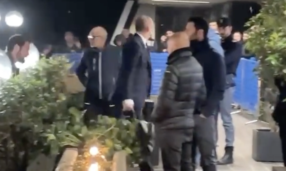 Juventus L Arrivo Dei Bianconeri A Monza Delirio Per Allegri E Parte