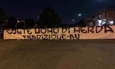 striscione juve conte