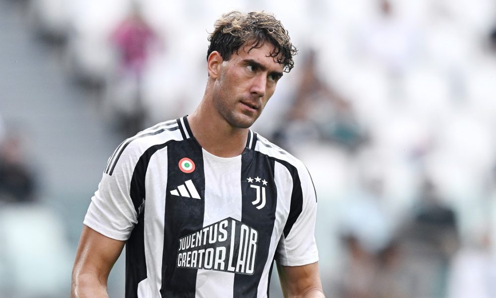 Vlahovic Rincuorato Dai Tifosi Juve Parte Il Coro Dusan Dusan Lui Reagisce Cosi