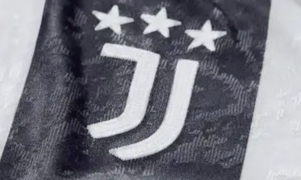 Juventus News – Juve-Verona: scelta la maglia per la partita